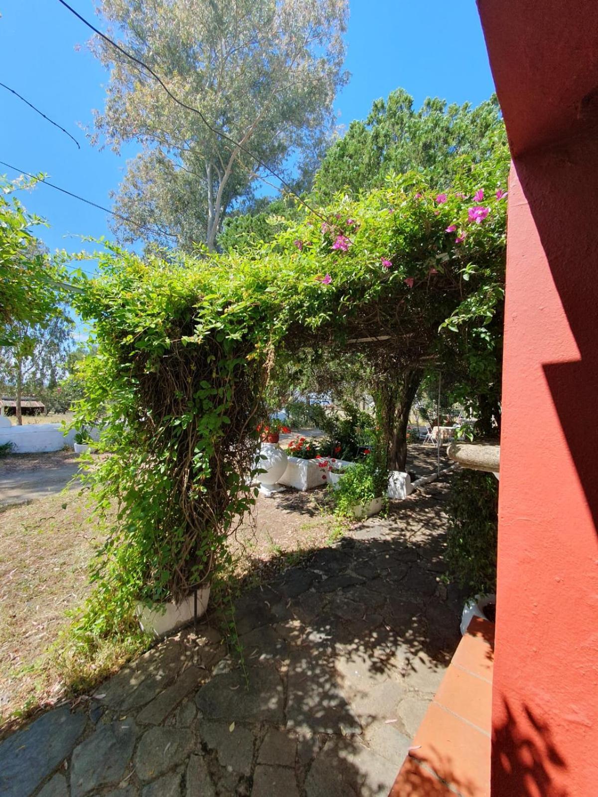 Hotel Rural El Vaqueril Navas del Madroño Exterior foto