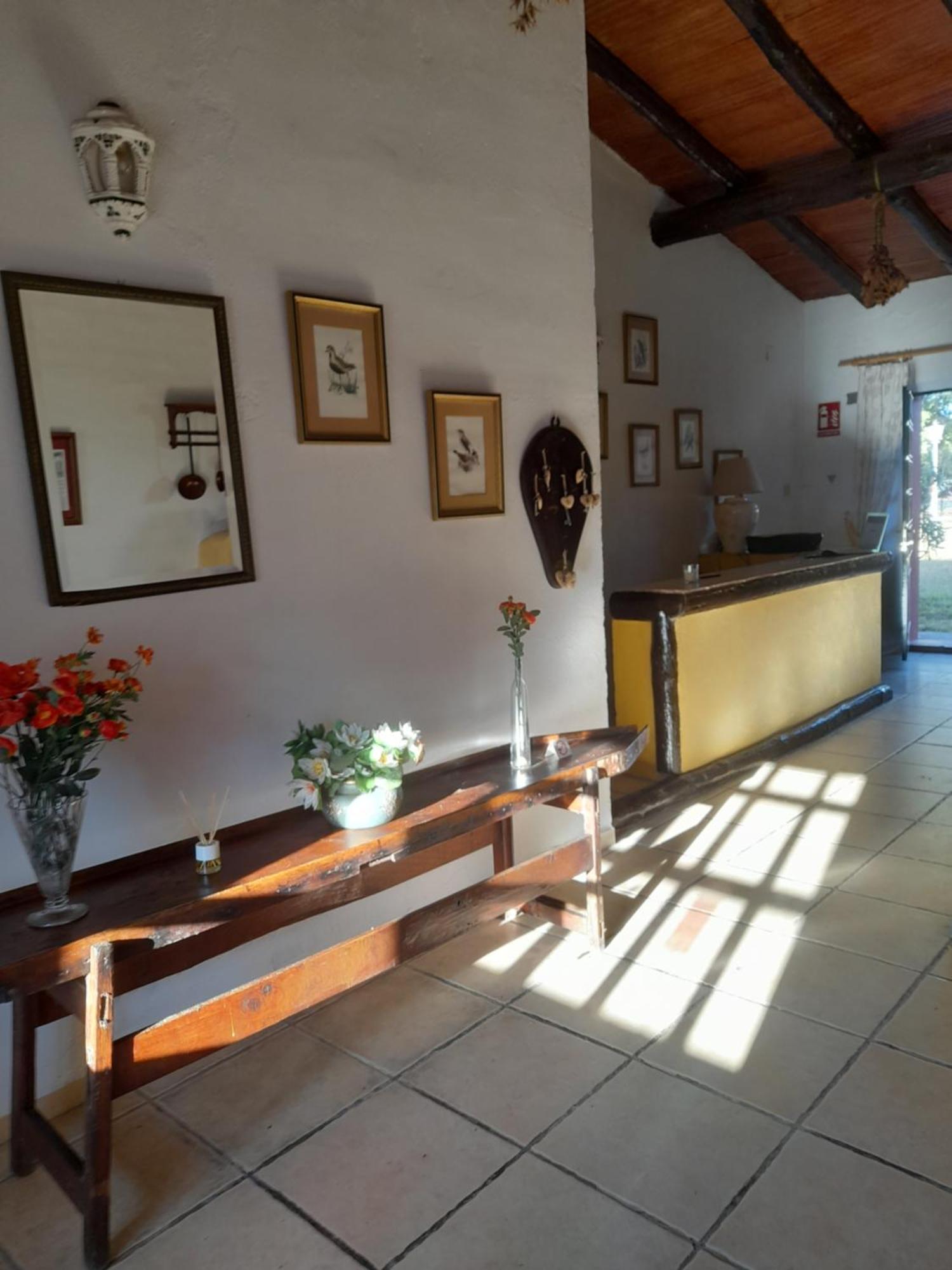 Hotel Rural El Vaqueril Navas del Madroño Exterior foto